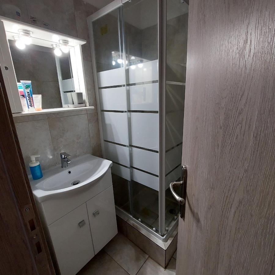Yolanda Studios Piraeus Luaran gambar